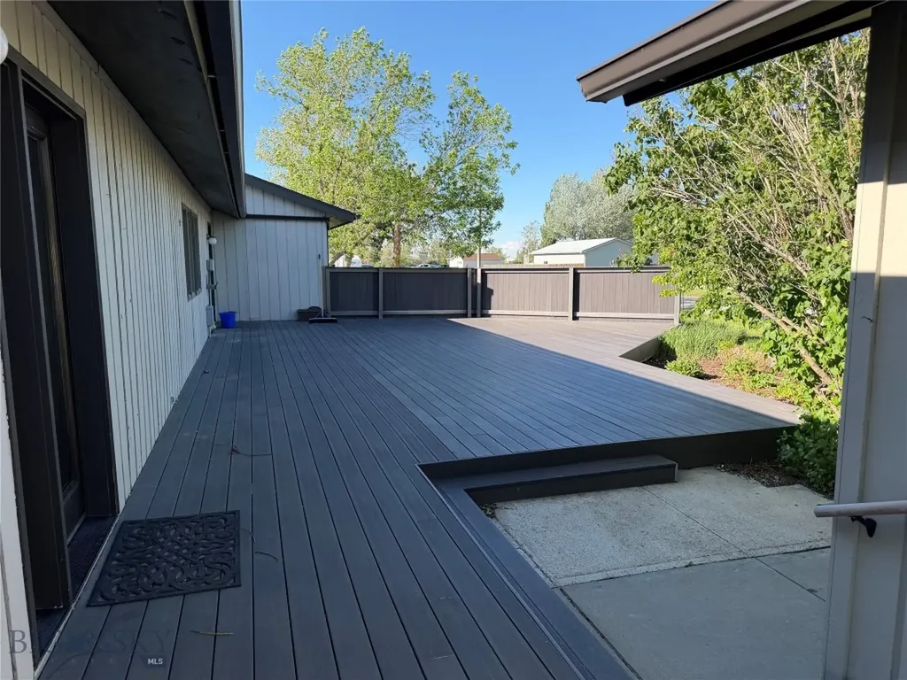 608 2nd Street Valier MT 59486