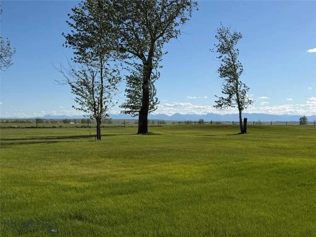 608 2nd Street Valier MT 59486