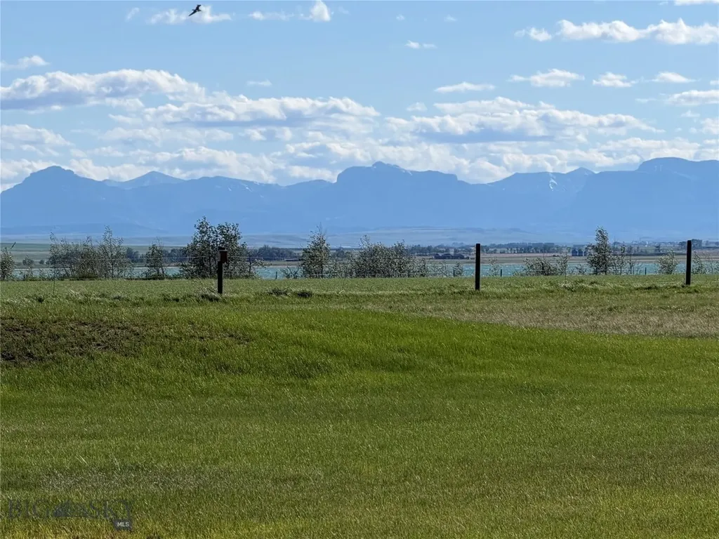 608 2nd Street Valier MT 59486