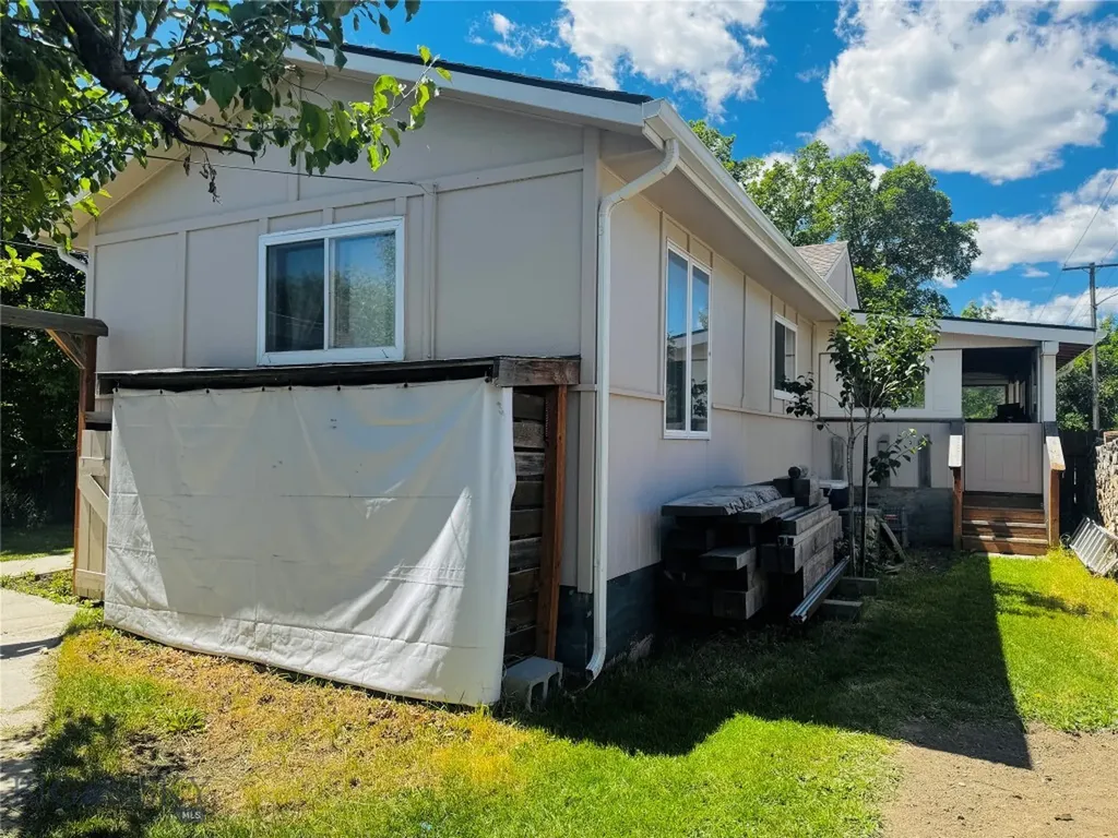 501 S 11th Street Livingston MT 59047