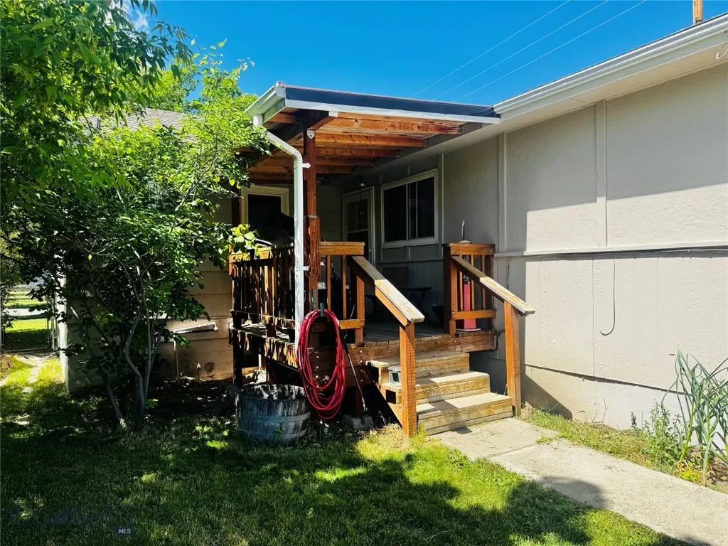 501 S 11th Street Livingston MT 59047