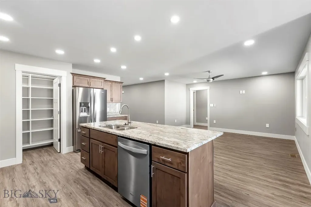 2100 Whitman Butte MT 59701