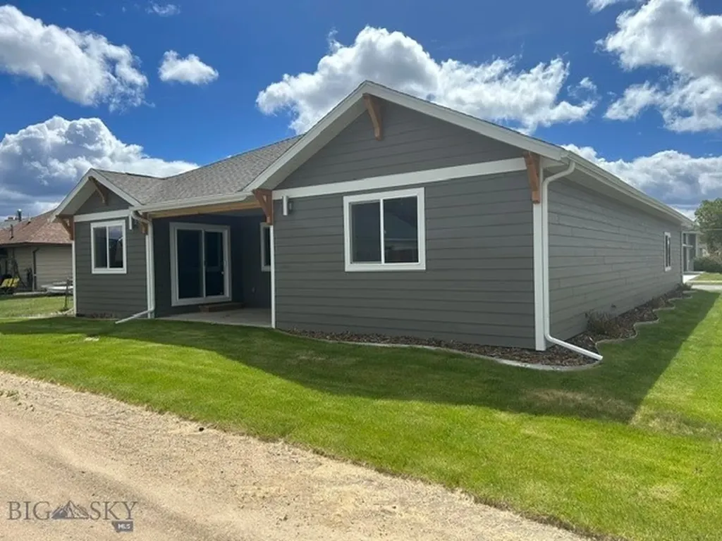 2100 Whitman Butte MT 59701