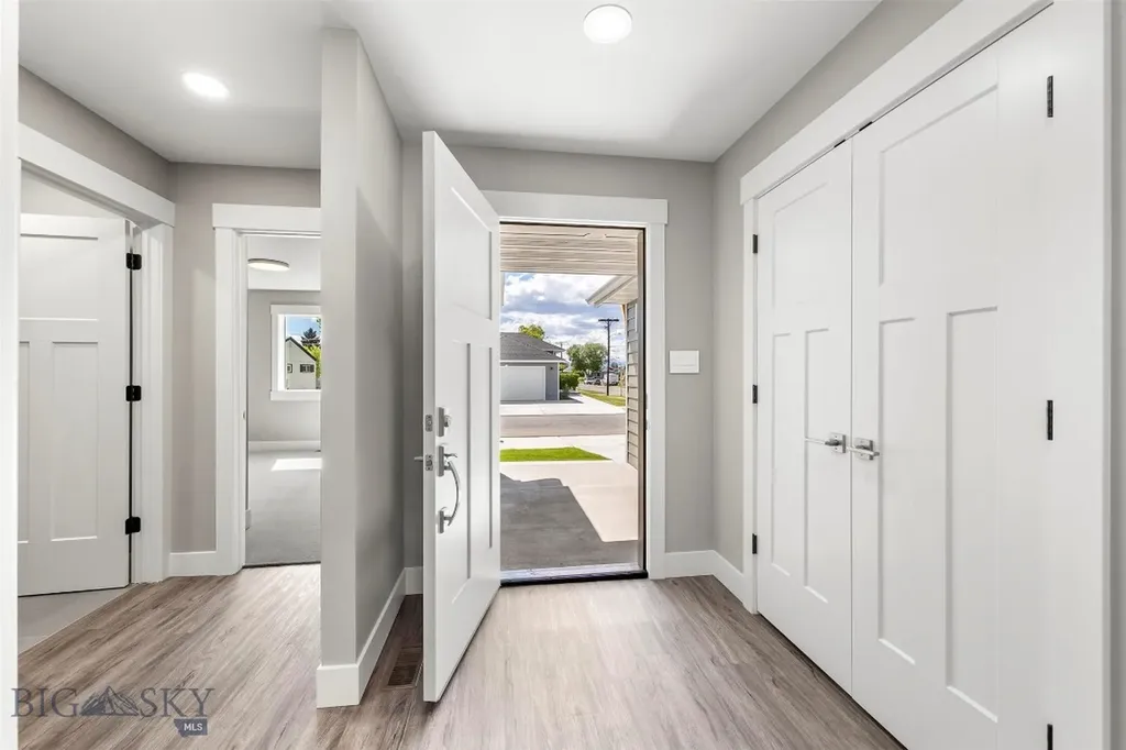 2100 Whitman Butte MT 59701