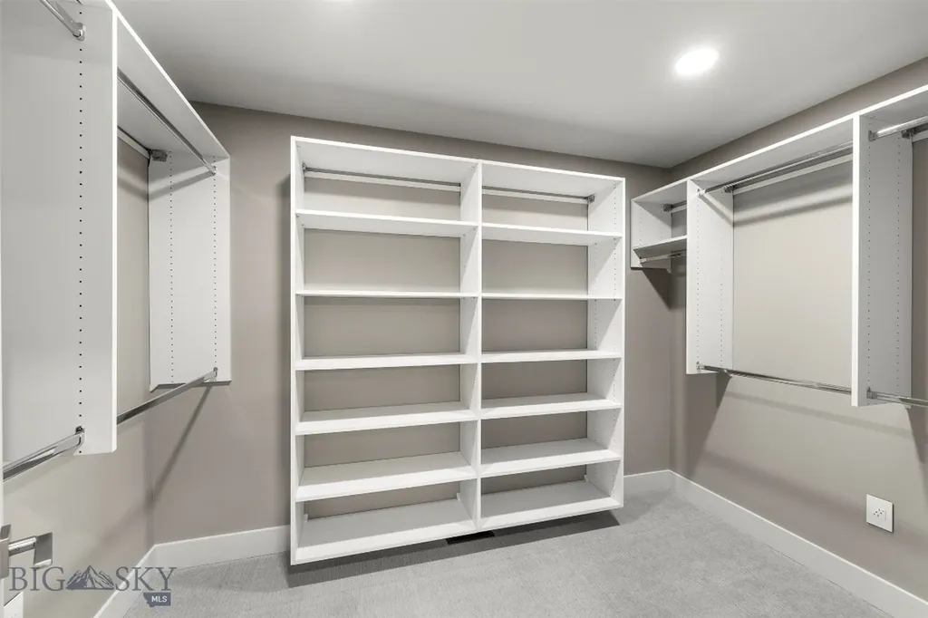 2100 Whitman Butte MT 59701