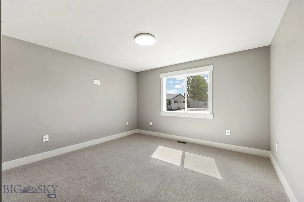 2100 Whitman Butte MT 59701