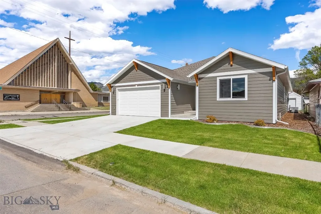 2100 Whitman Butte MT 59701