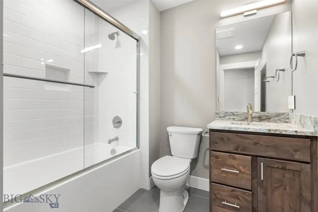 2100 Whitman Butte MT 59701