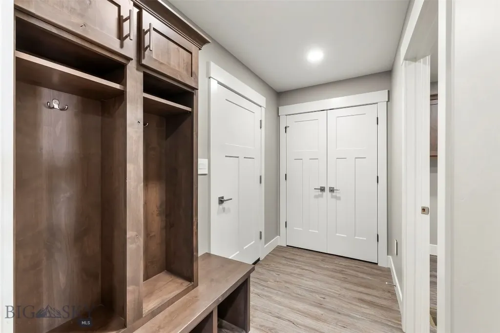 2100 Whitman Butte MT 59701