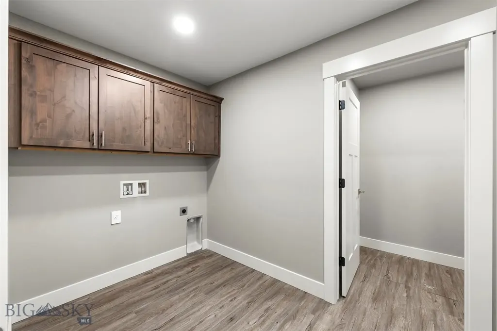 2100 Whitman Butte MT 59701