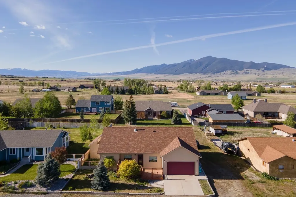 516 Centennial Drive Sheridan MT 59749