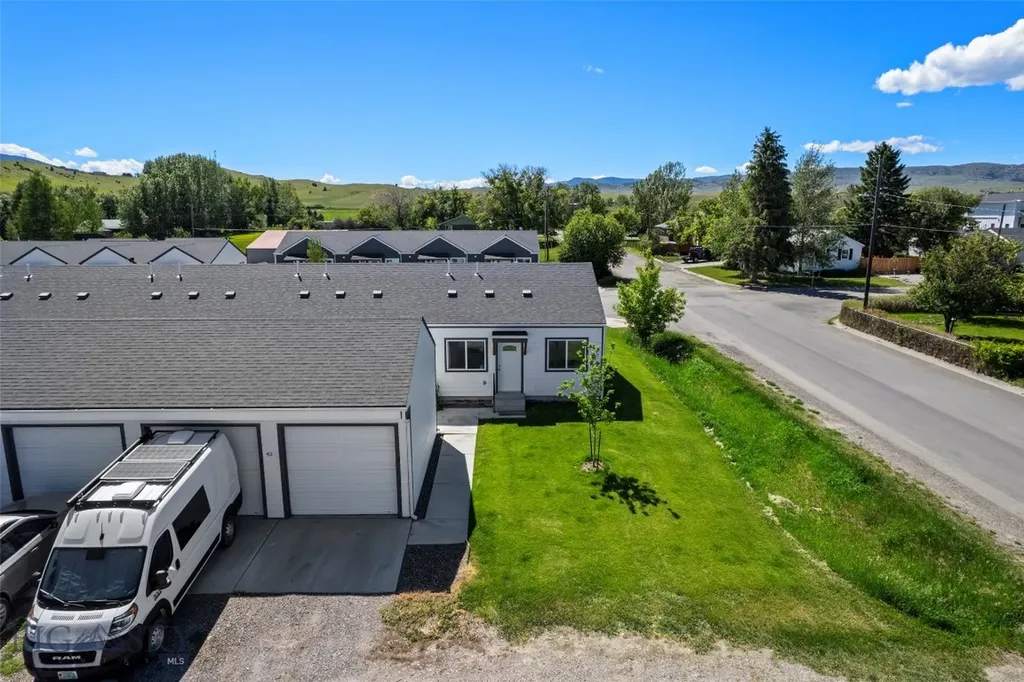 412 Brookline Livingston MT 59047