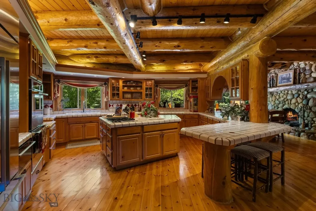 42530 Gallatin Road Big Sky MT 59716