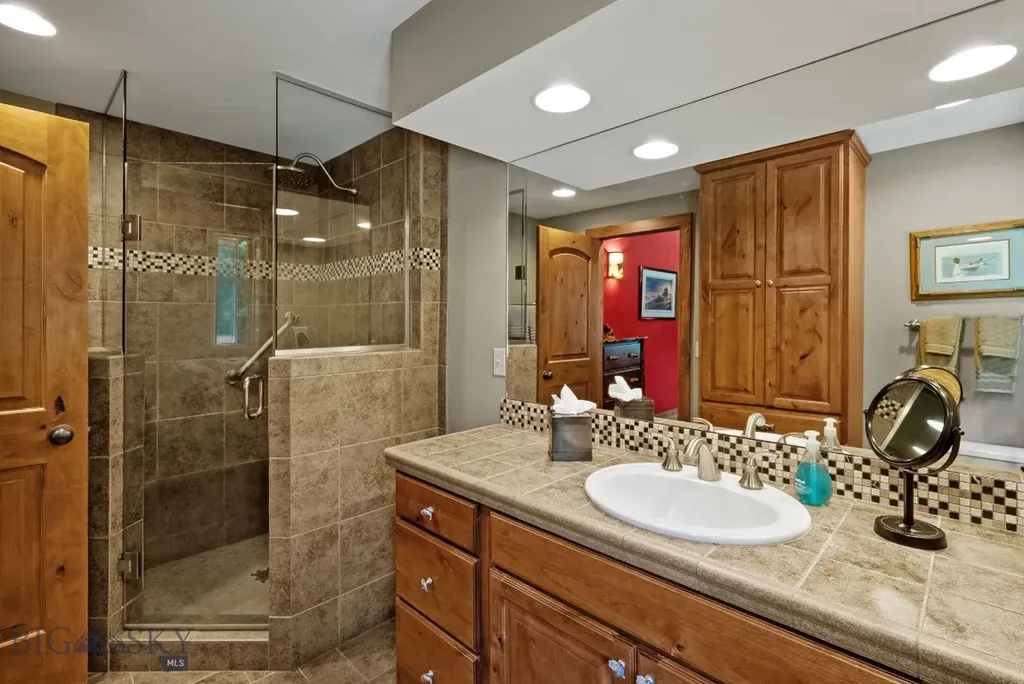 42530 Gallatin Road Big Sky MT 59716