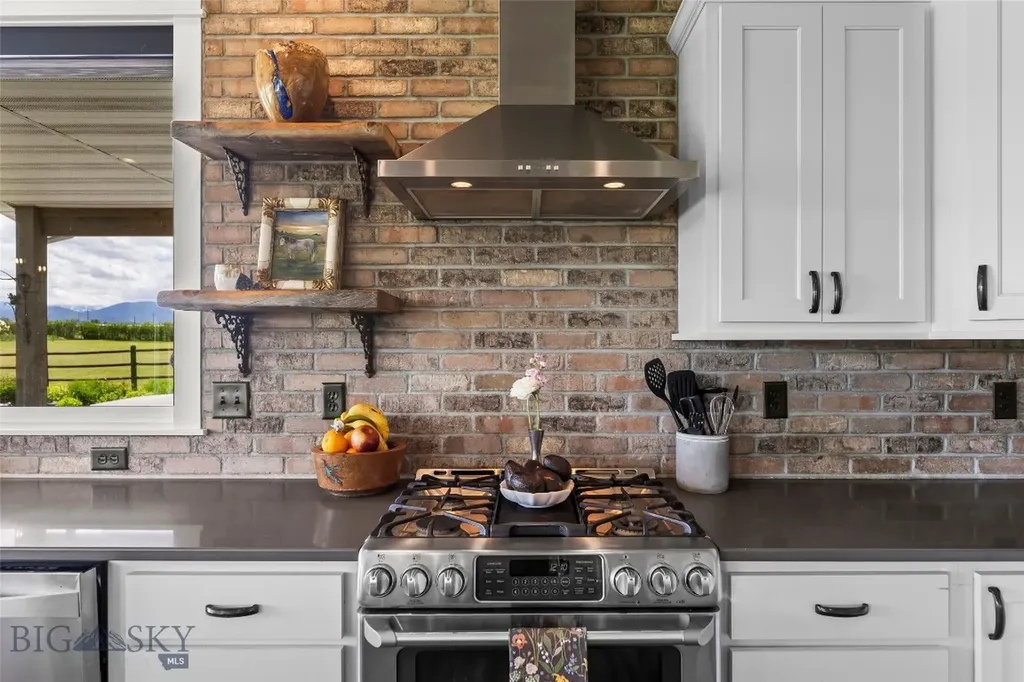 222 Higain Trail Bozeman MT 59718