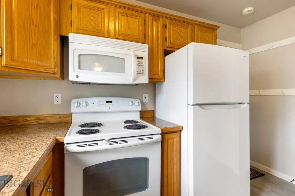 3 Marjorie Lane Belgrade MT 59714