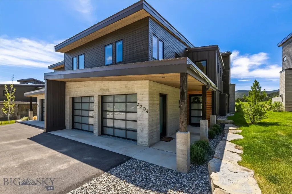 2204 Little Coyote Big Sky MT 59716