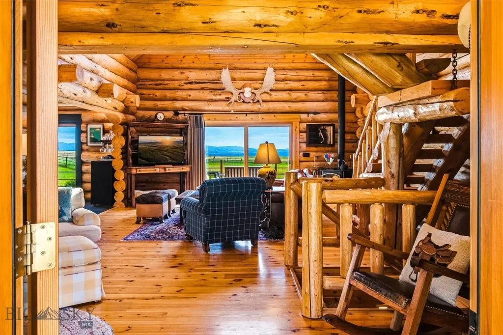 270 Brown Pony Trail Belgrade MT 59714