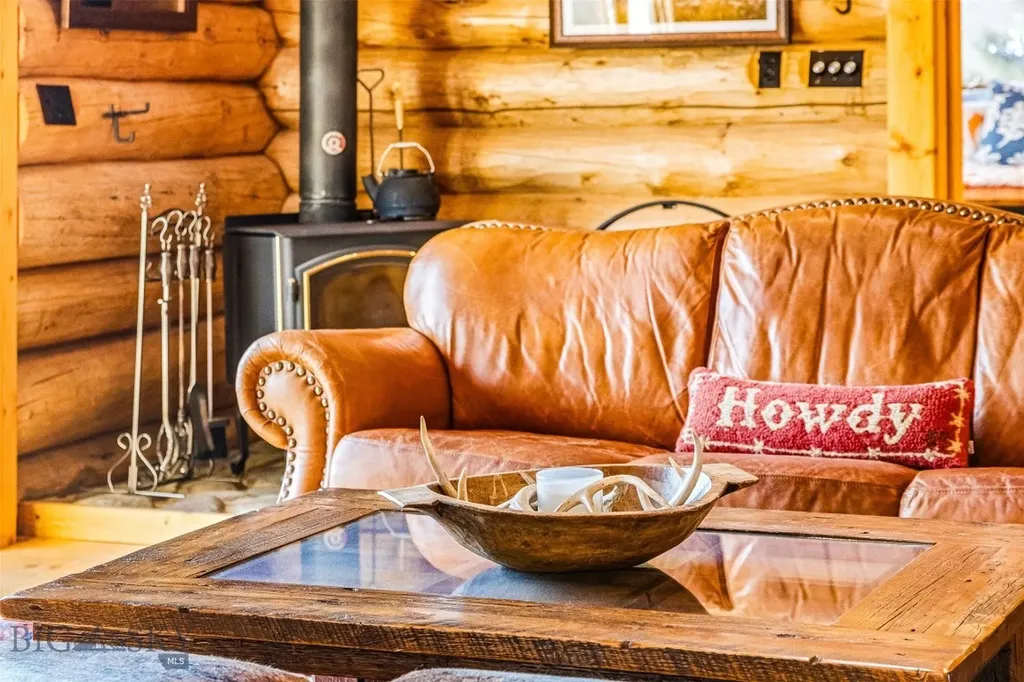 270 Brown Pony Trail Belgrade MT 59714