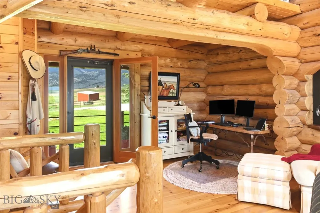 270 Brown Pony Trail Belgrade MT 59714