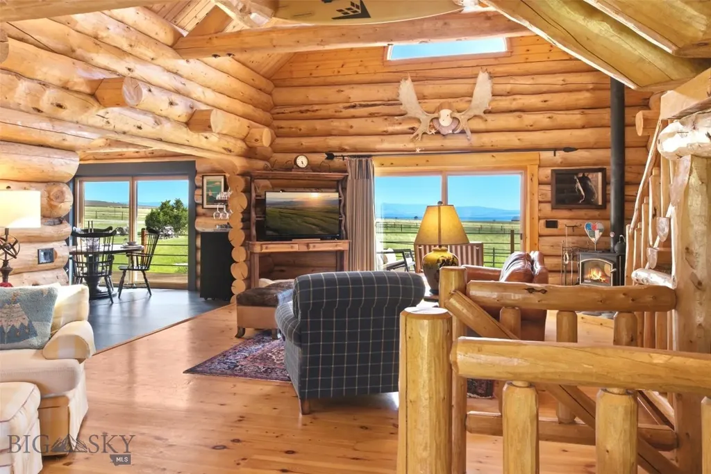 270 Brown Pony Trail Belgrade MT 59714