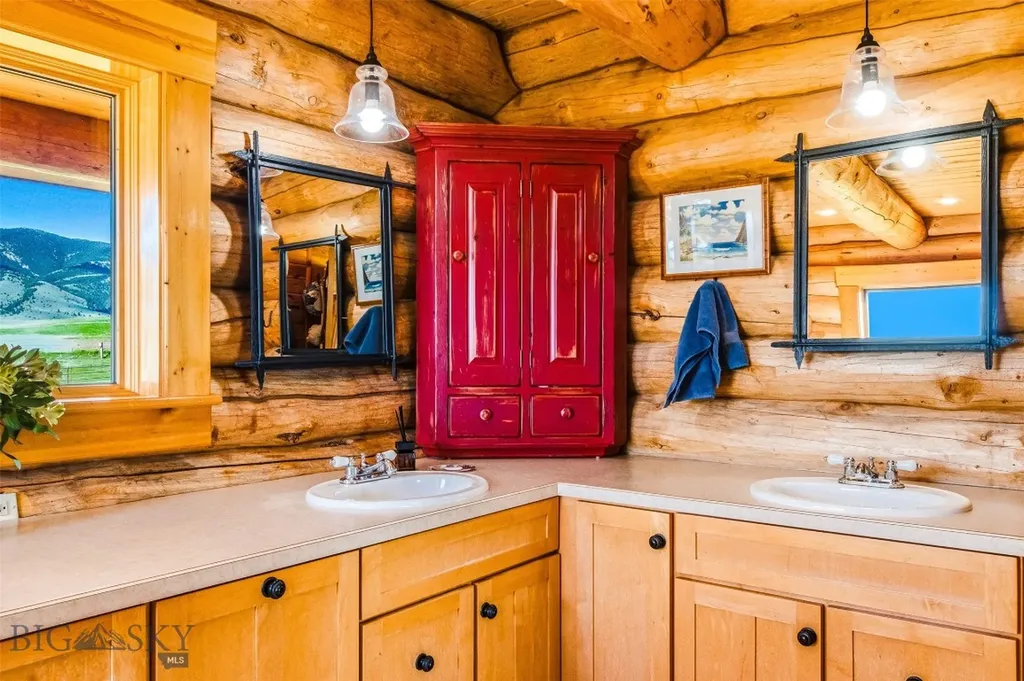 270 Brown Pony Trail Belgrade MT 59714