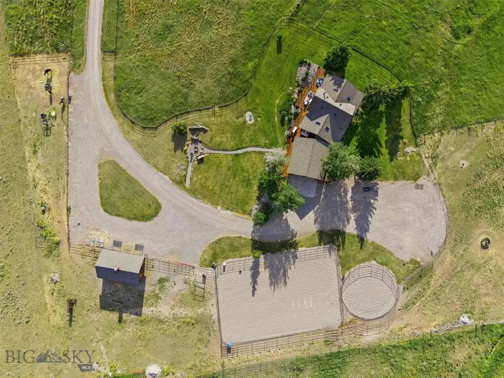 270 Brown Pony Trail Belgrade MT 59714