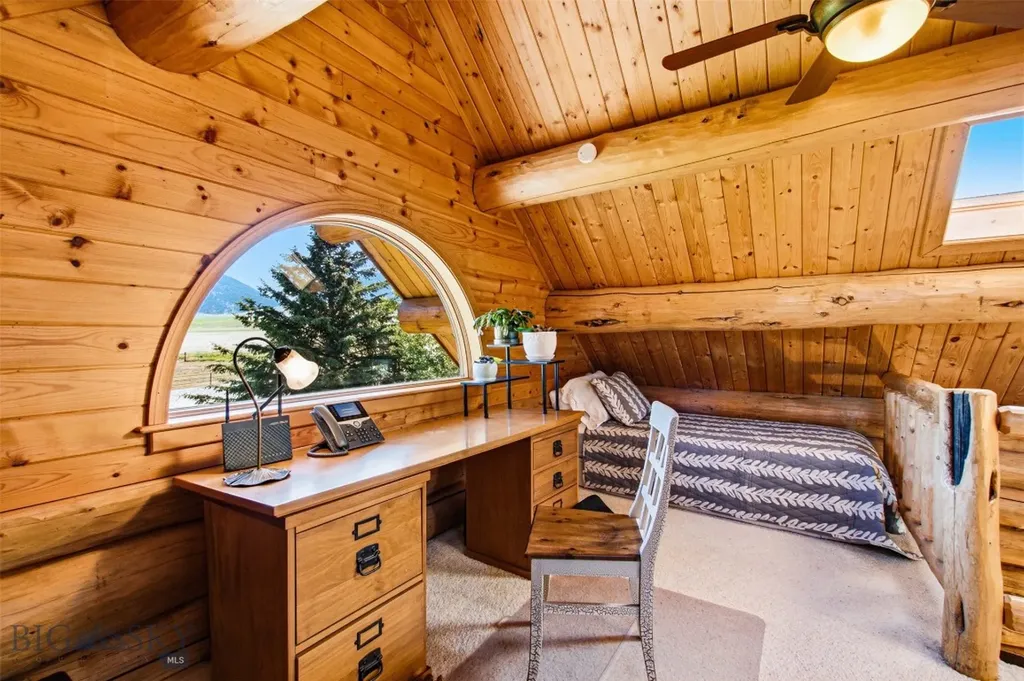 270 Brown Pony Trail Belgrade MT 59714