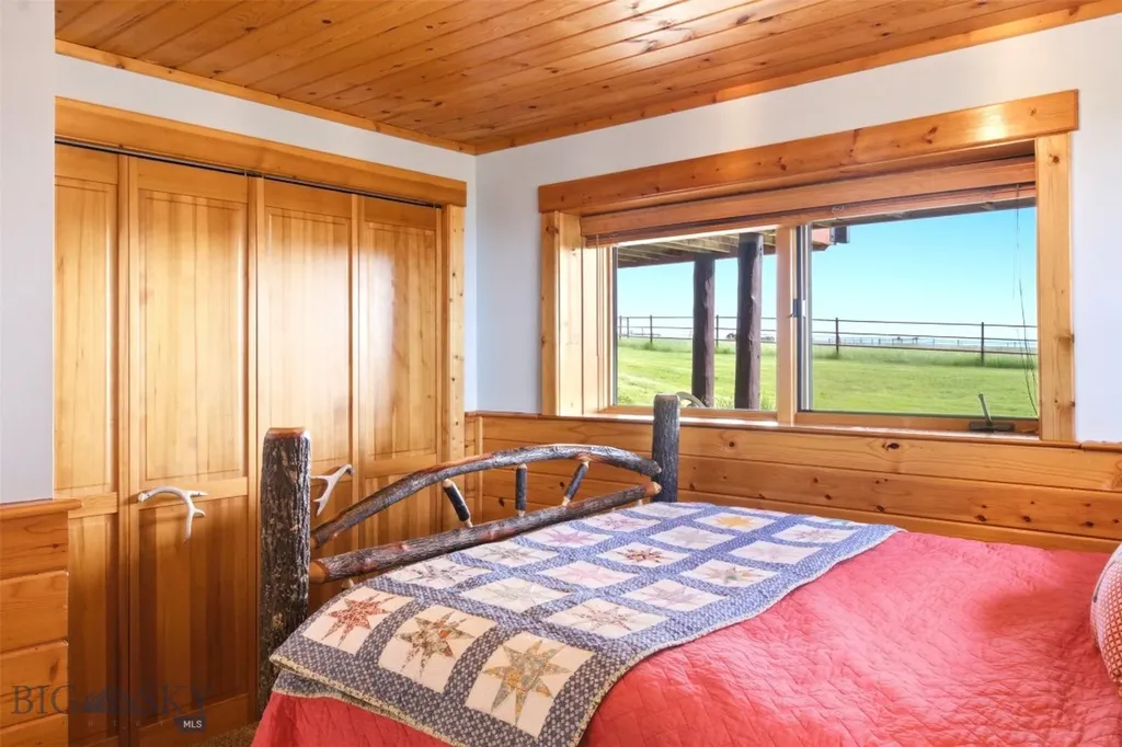 270 Brown Pony Trail Belgrade MT 59714