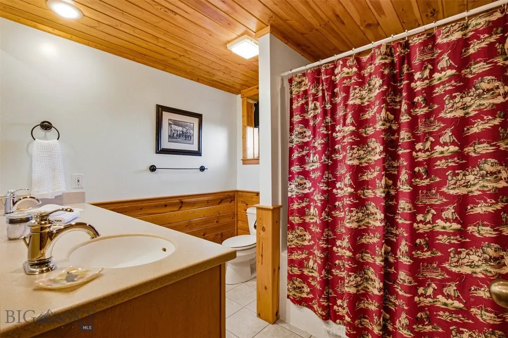 270 Brown Pony Trail Belgrade MT 59714