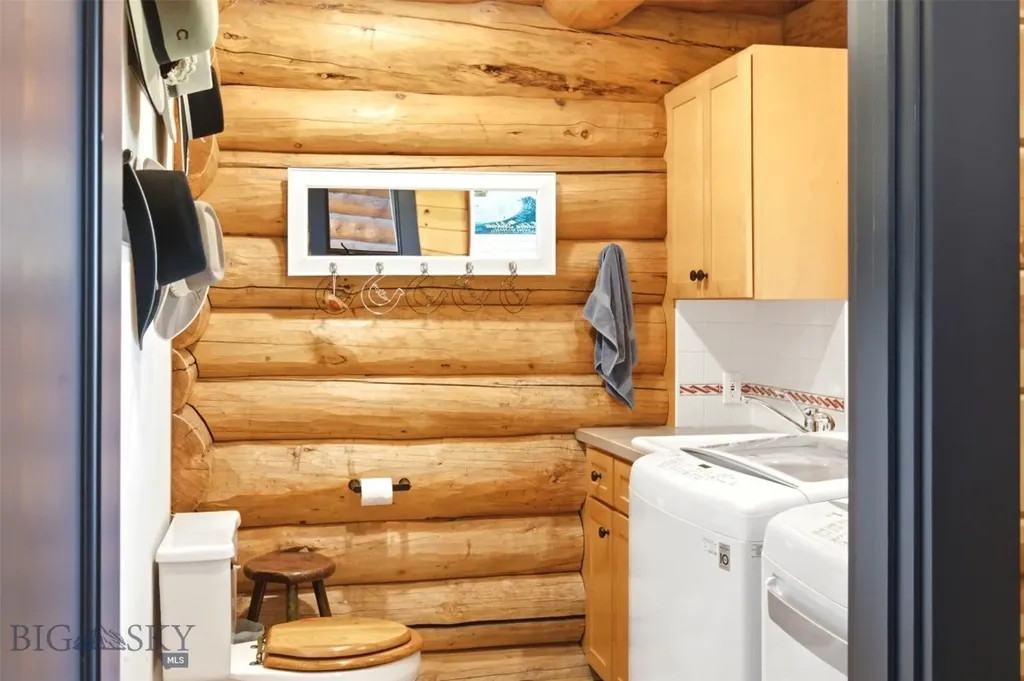 270 Brown Pony Trail Belgrade MT 59714
