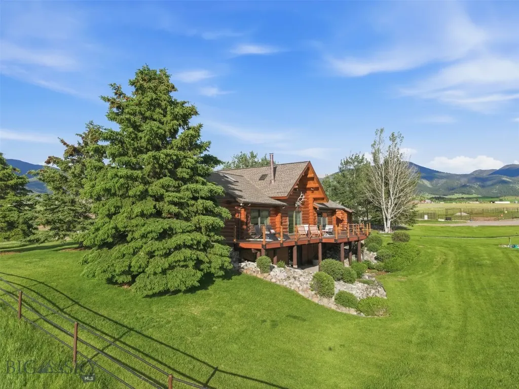 270 Brown Pony Trail Belgrade MT 59714