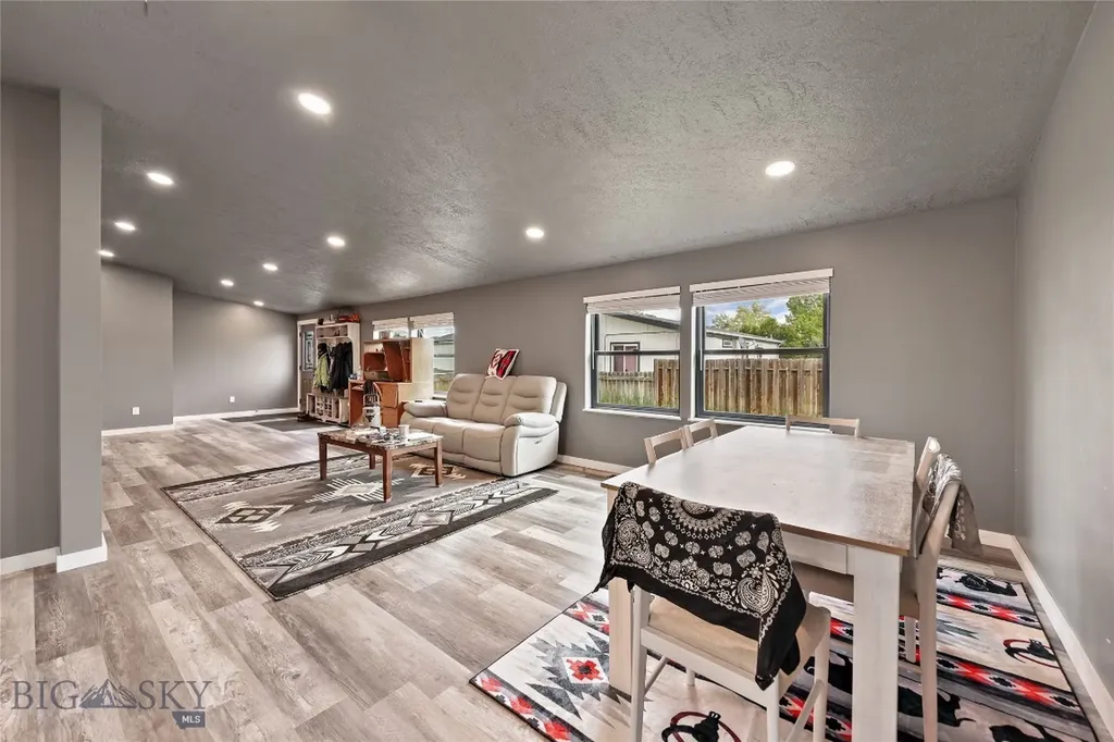 736 Cheery Drive Belgrade MT 59714