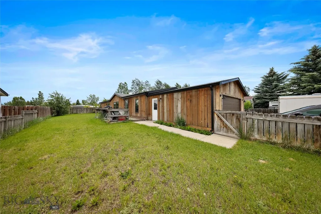 736 Cheery Drive Belgrade MT 59714