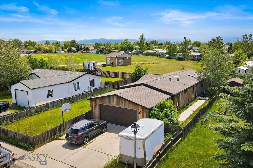 736 Cheery Drive Belgrade MT 59714