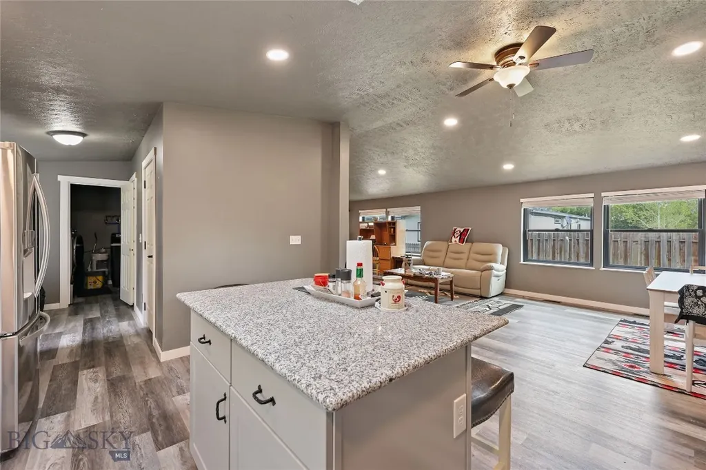 736 Cheery Drive Belgrade MT 59714