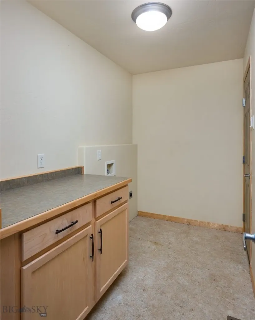 2950 Warbler Way Bozeman MT 59718