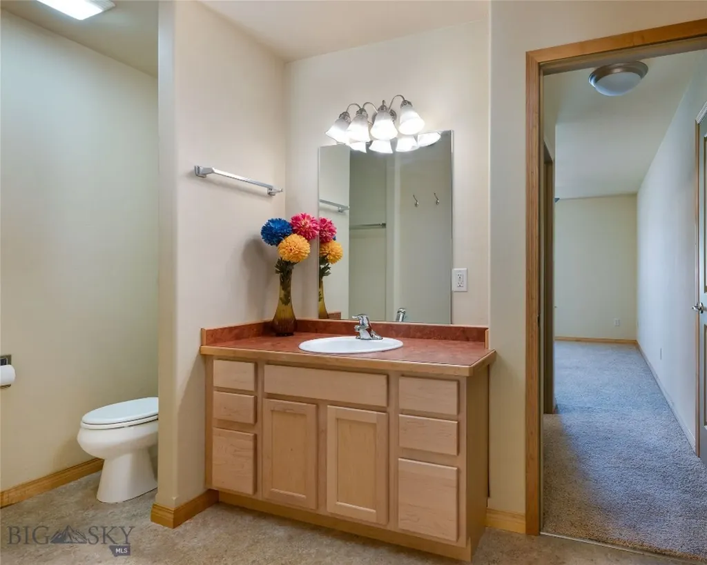 2950 Warbler Way Bozeman MT 59718