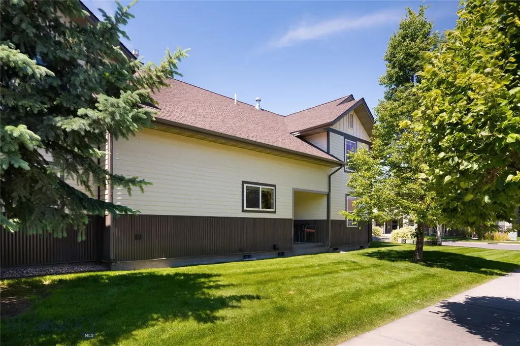 2950 Warbler Way Bozeman MT 59718