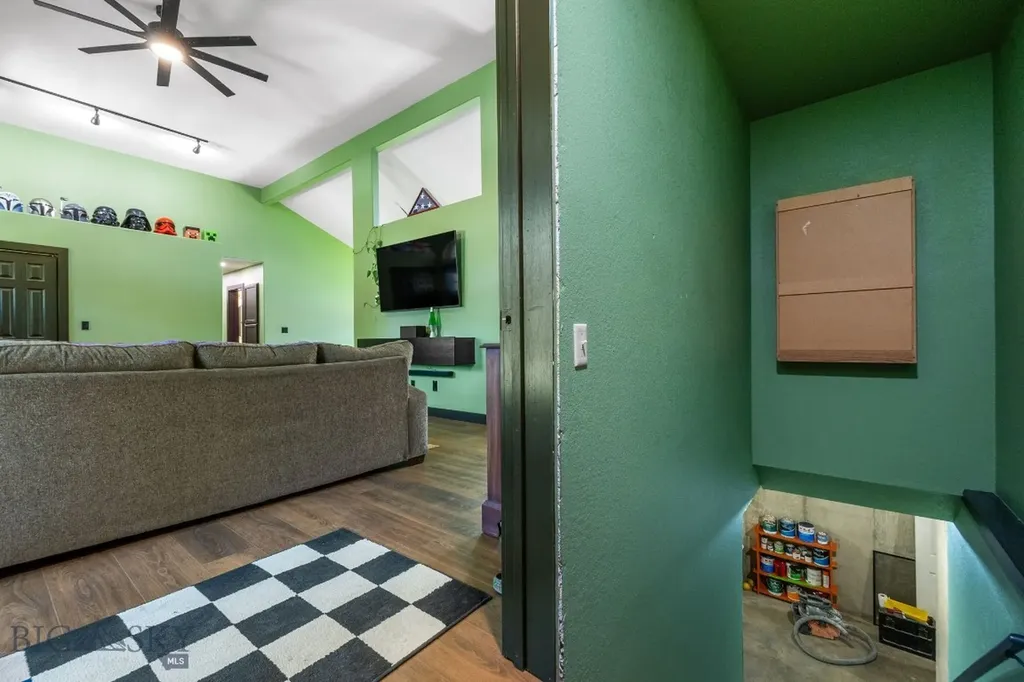 114 N 7th Street Manhattan MT 59741
