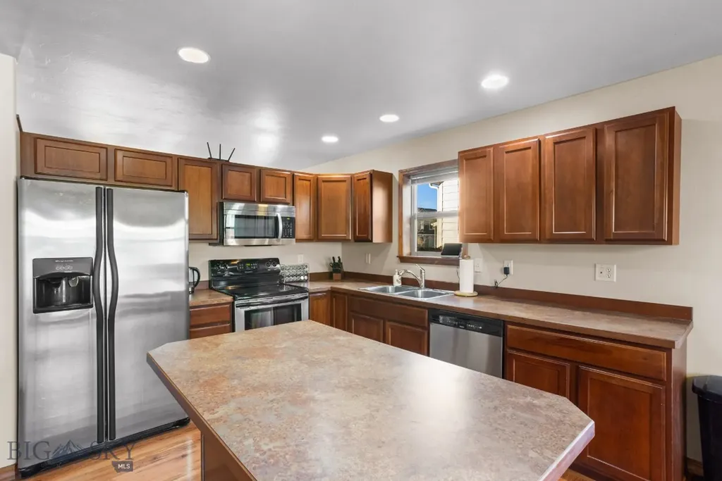 1014 Idaho Street Belgrade MT 59714