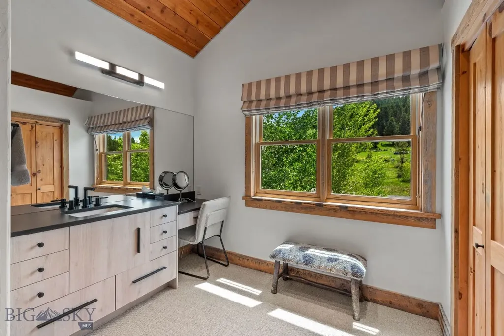 355 Beaver Mountain Trail Gallatin Gateway MT 59730
