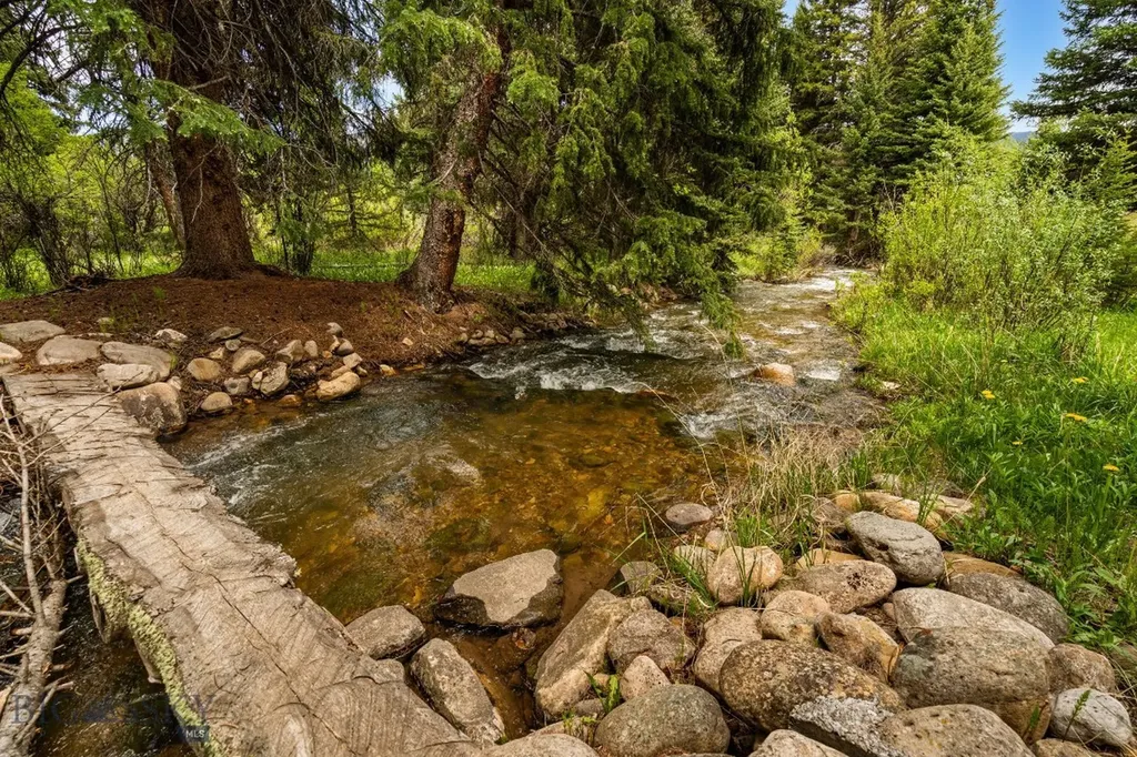 355 Beaver Mountain Trail Gallatin Gateway MT 59730
