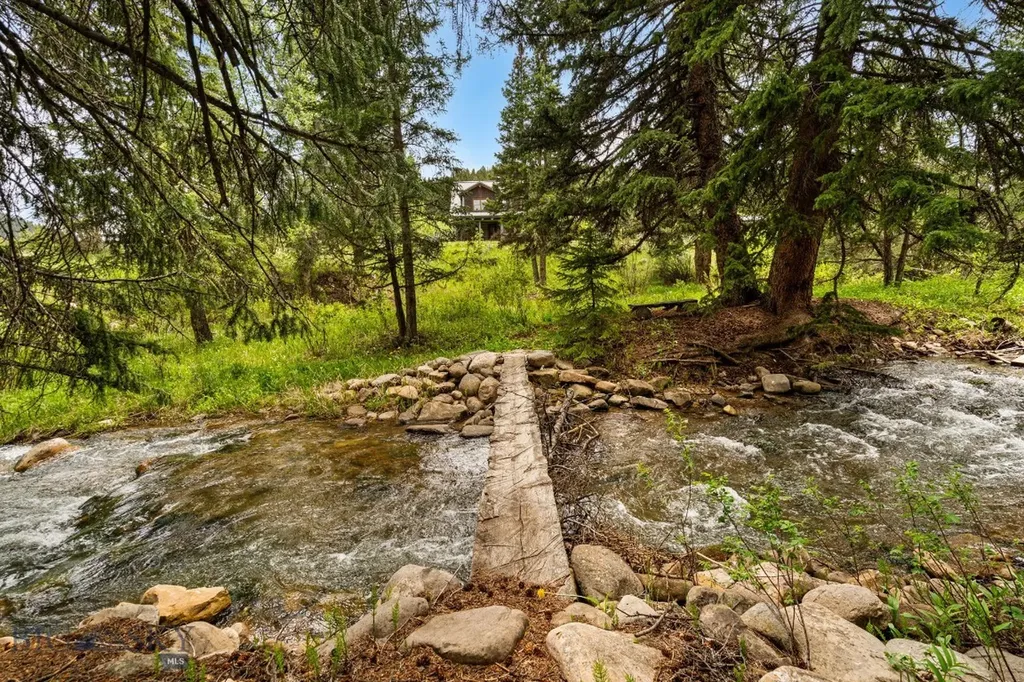 355 Beaver Mountain Trail Gallatin Gateway MT 59730