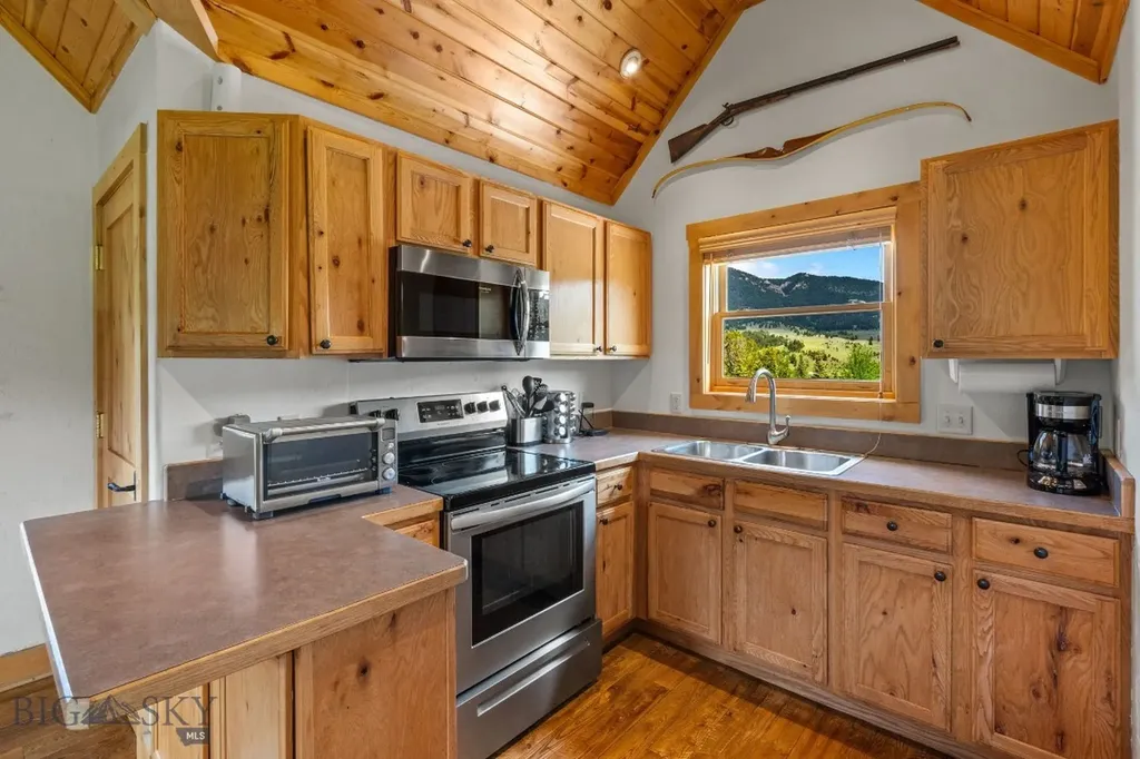 355 Beaver Mountain Trail Gallatin Gateway MT 59730