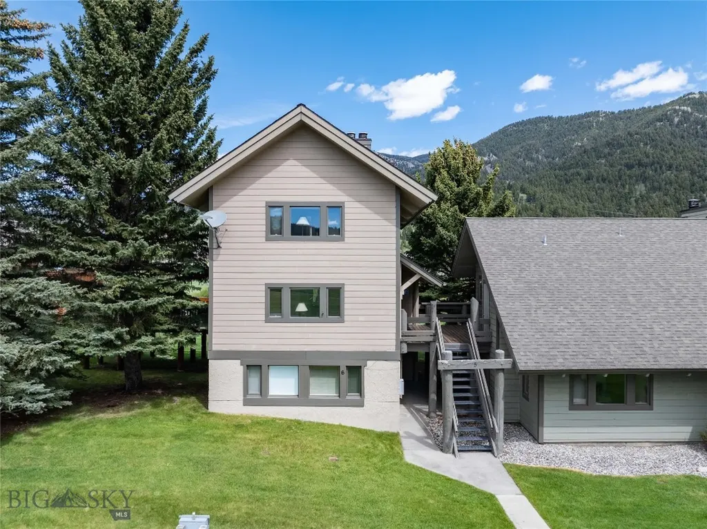 2225 Black Otter Big Sky MT 59716