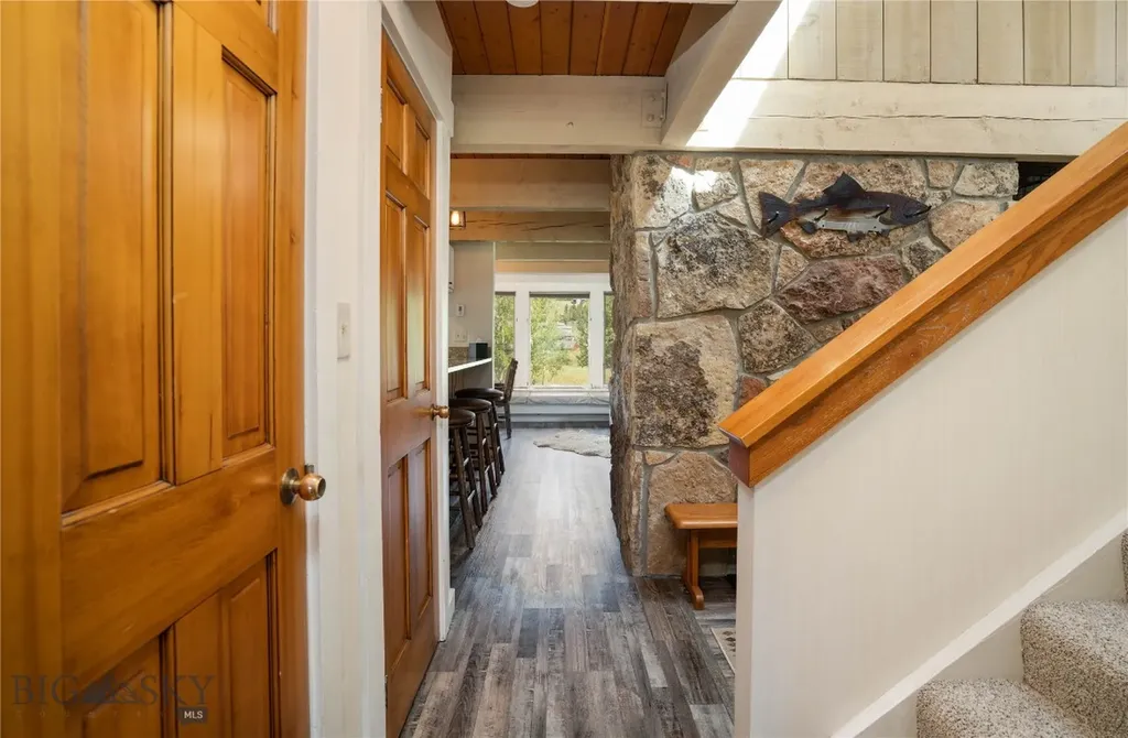 2225 Black Otter Big Sky MT 59716