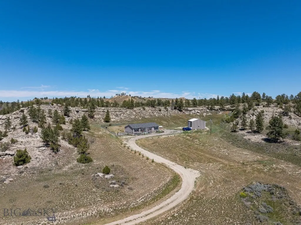 4 N Moonlight Drive Roundup MT 59072