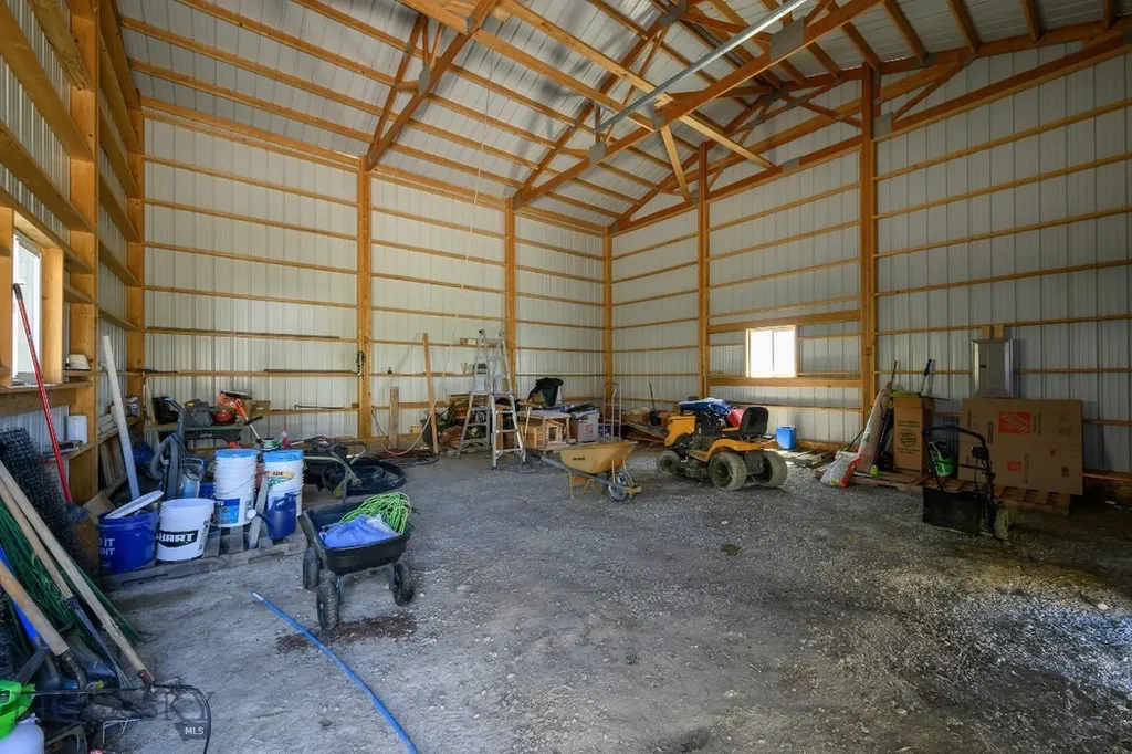 4 N Moonlight Drive Roundup MT 59072