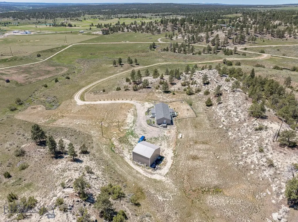 4 N Moonlight Drive Roundup MT 59072